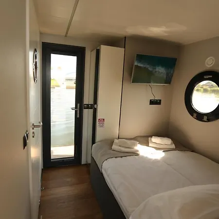 Houseboat Appartement Wolin