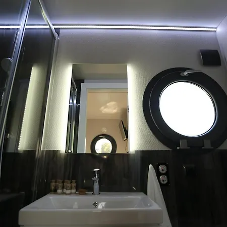 Houseboat Appartement *